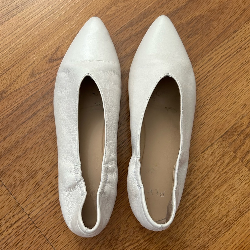 LAST CHANCE BEFORE DONATING: Pour la Victoire colt ballet flat
